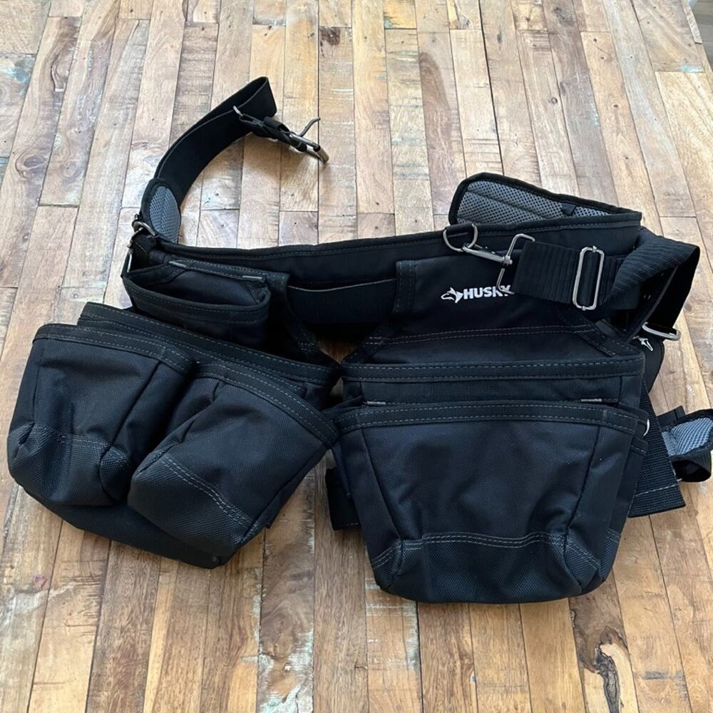 Husky 16-Pocket Black Carpenter's Tool Belt With Padded Suspenders